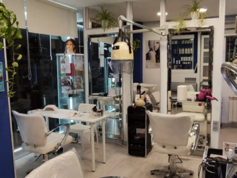 Traspaso centro estética Móstoles - Peluquería