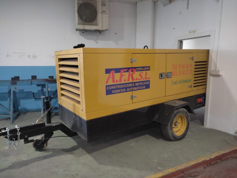 VENTA DE TALLER DE CERRAJERIA METALICA Y ALUMINIO EN SAN AGUSTIN DE GUADALIX