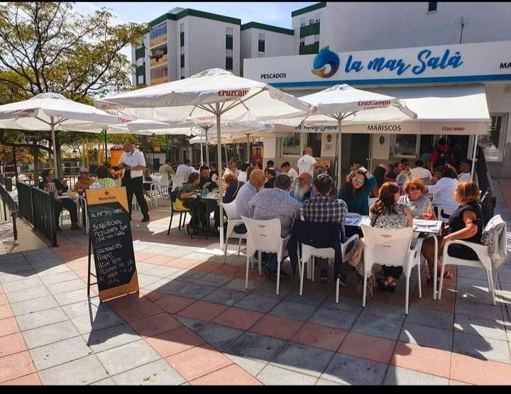 Traspaso restaurante Marbella - Terraza para 100 comensales