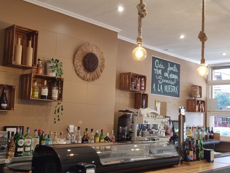 Traspaso bar cafetería Palma - Gran Clientela