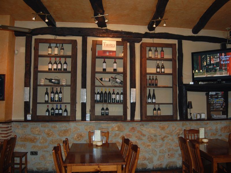 Traspaso restaurante en Palencia - Aguilar de Campoo - Altos beneficios demostrables - Por jubilación