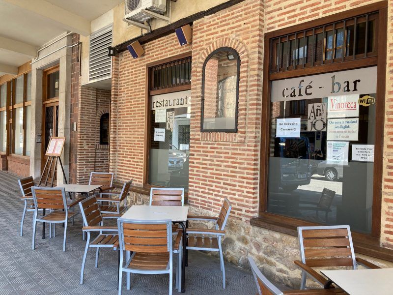 Traspaso restaurante en Palencia - Aguilar de Campoo - Altos beneficios demostrables - Por jubilación