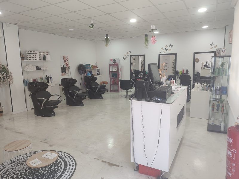 Traspaso de Peluquería Roquetas de Mar