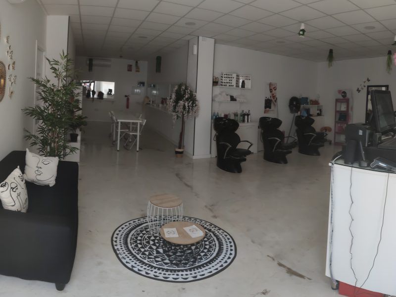 Traspaso de Peluquería Roquetas de Mar