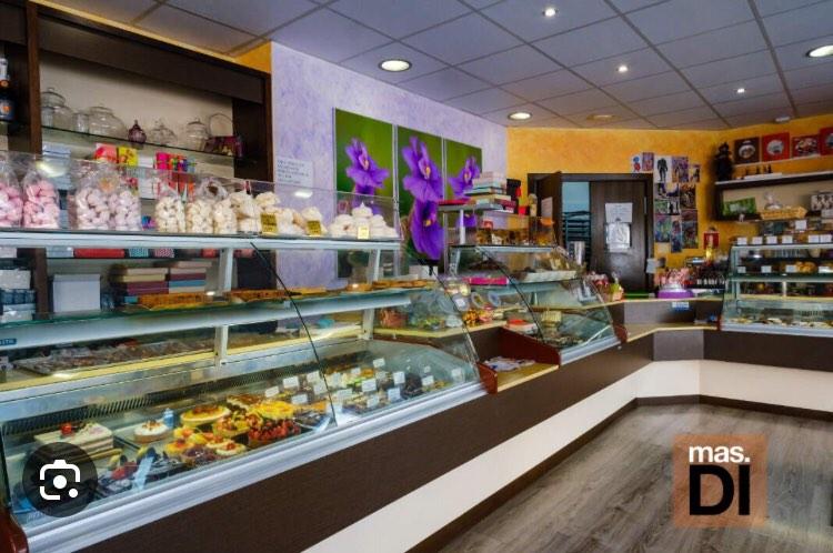 Traspaso Pastelería Ibiza - confitería bombonería