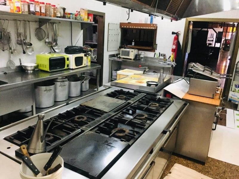 Venta restaurante Viladecans - Rentabilidad 6.000€ mes - Por jubilación - Polígono del Centro