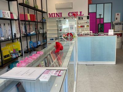 Traspaso tienda de reparaciones y accesorios móviles Algeciras