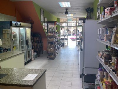Traspaso frutería Girona - en Amer, a pleno rendimiento y con una clientela excelente. Precio negociable