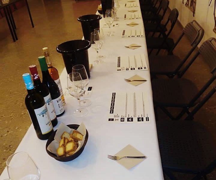 Traspaso de enoteca y exquisiteces canarias