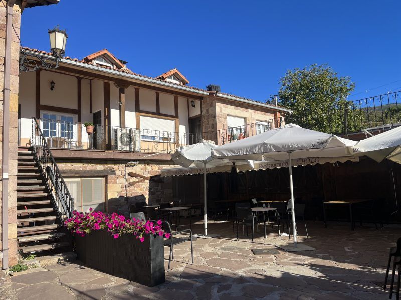 Traspaso Hostal Restaurante Palencia - en la montaña