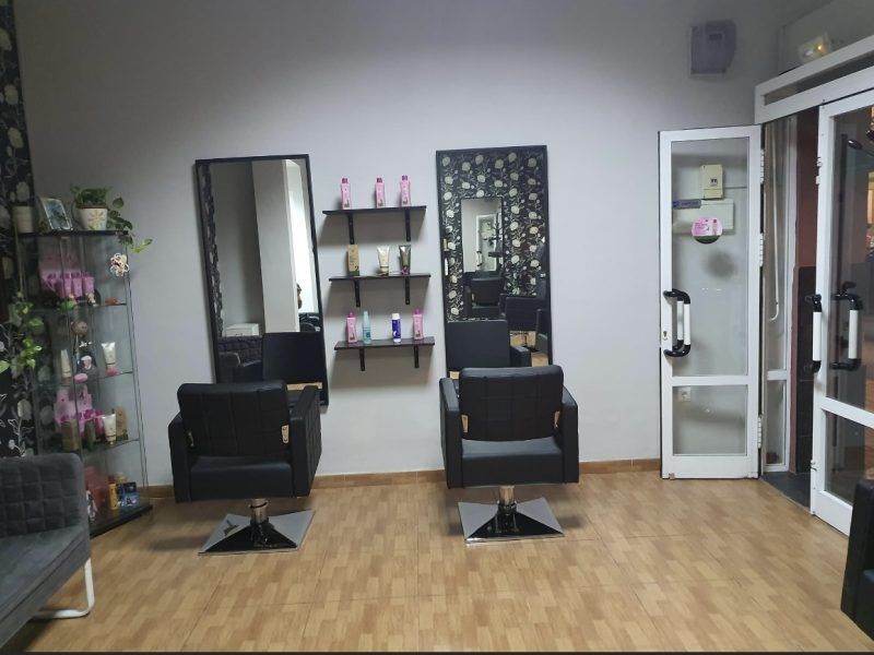 Traspaso peluqueria Camas