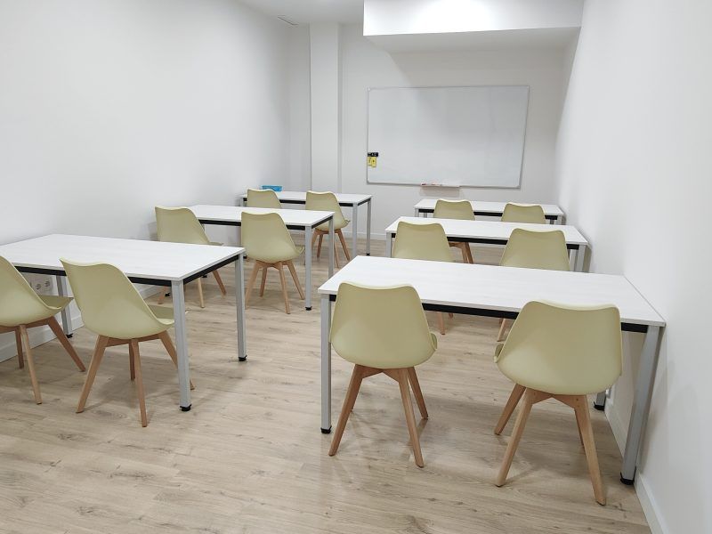 Es traspassa acadèmia de reforç i anglès a Vic