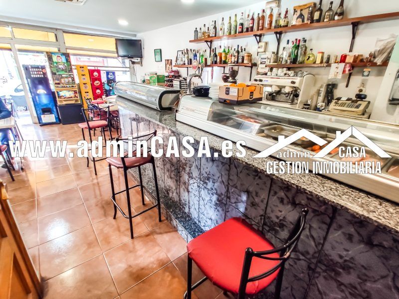 ¡OPORTUNIDAD ÚNICA EN ZAIDIA! TRASPASO DE BAR CON 18 AÑOS DE ÉXITO
