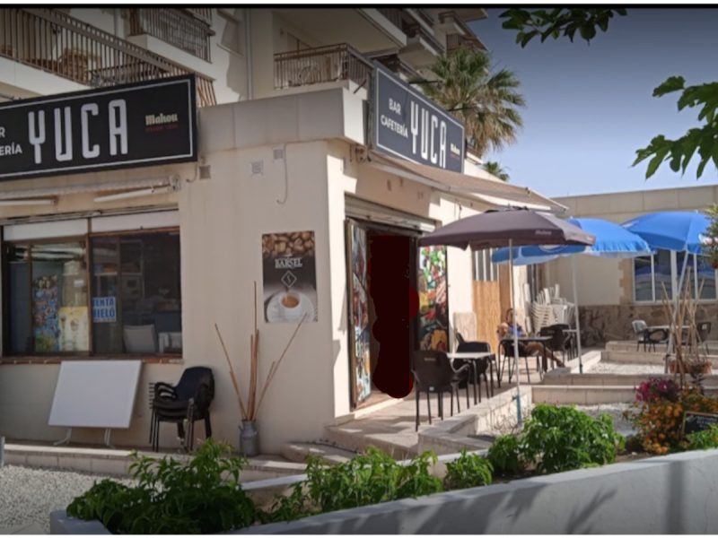 5300 ALQUILER BAR 1ª LINEA PLAYA GANDIA(mercancia se deja a coste 0)