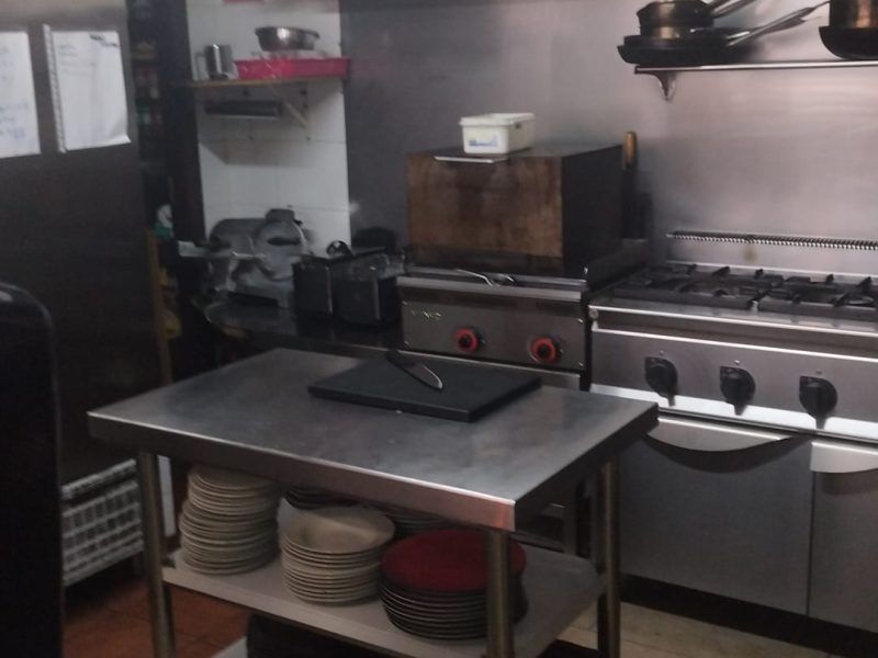 urge traspaso restaurante c3 Barcelona