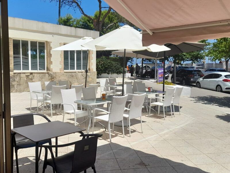 5300 ALQUILER BAR 1ª LINEA PLAYA GANDIA(mercancia se deja a coste 0)