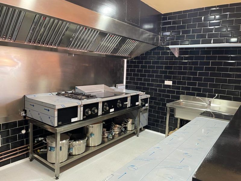 Se traspasa restaurante Mallorca - nuevo a estrenar primera linea en Marina de Cala D'Or, Santanyi, Mallorca, Baleares