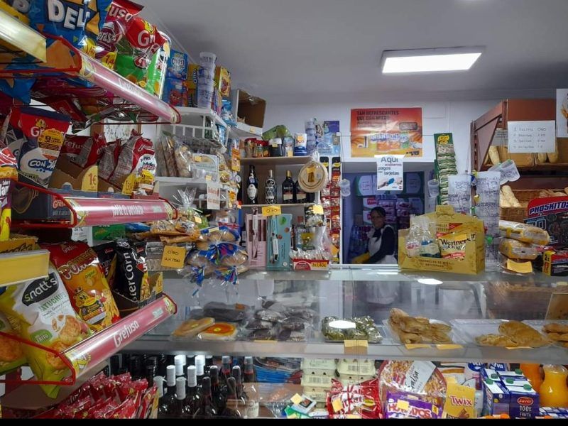 Traspaso panadería tienda de alimentación Cádiz