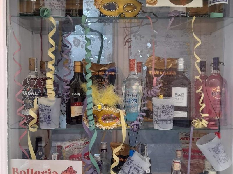 Traspaso panadería tienda de alimentación Cádiz