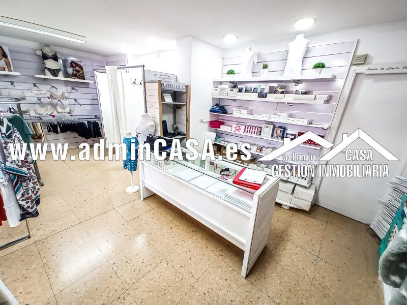 Traspaso de tienda de lencería en Valencia consolidada con más de 30 años de funcionamiento