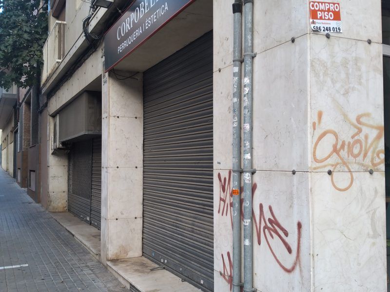 Traspaso peluquería y estética Badalona