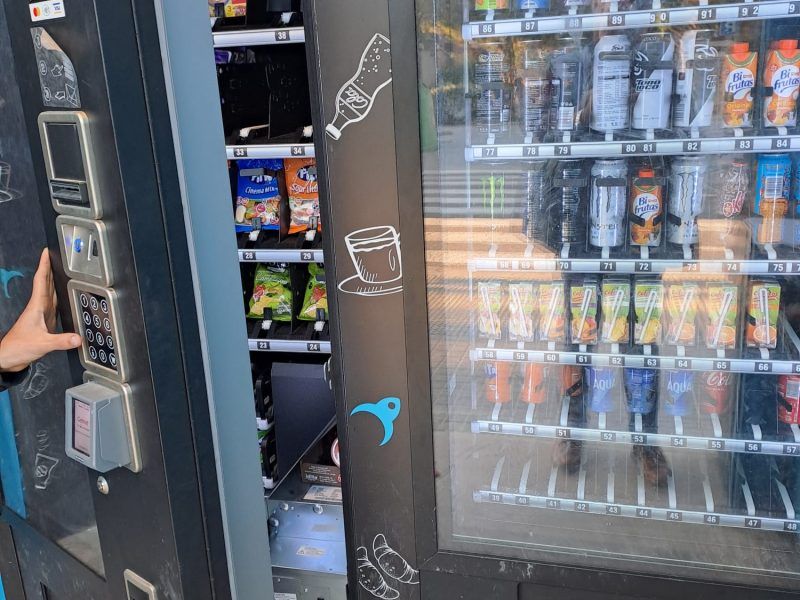 Traspaso de Local Valencia con Máquinas de Vending Operativas