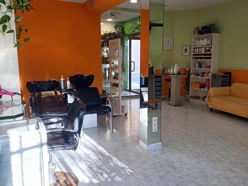 TRASPASO DE NEGOCIO DE PELUQUERÍA Y ESTÉTICA POR JUBILACIÓN