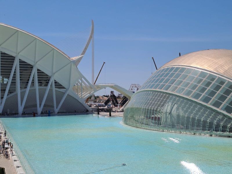 ¡Traspaso de Oportunidad! Rentable Cafetería-Heladería en Valencia
