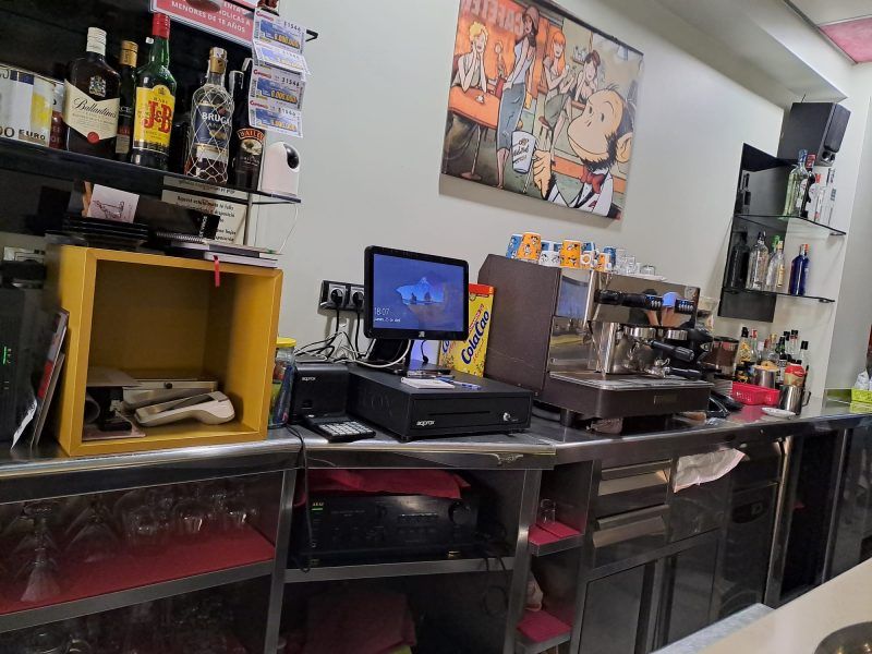 VENTA de Local con Negocio Rentable en l'Alcudia ¡No pierdas la oportunidad!