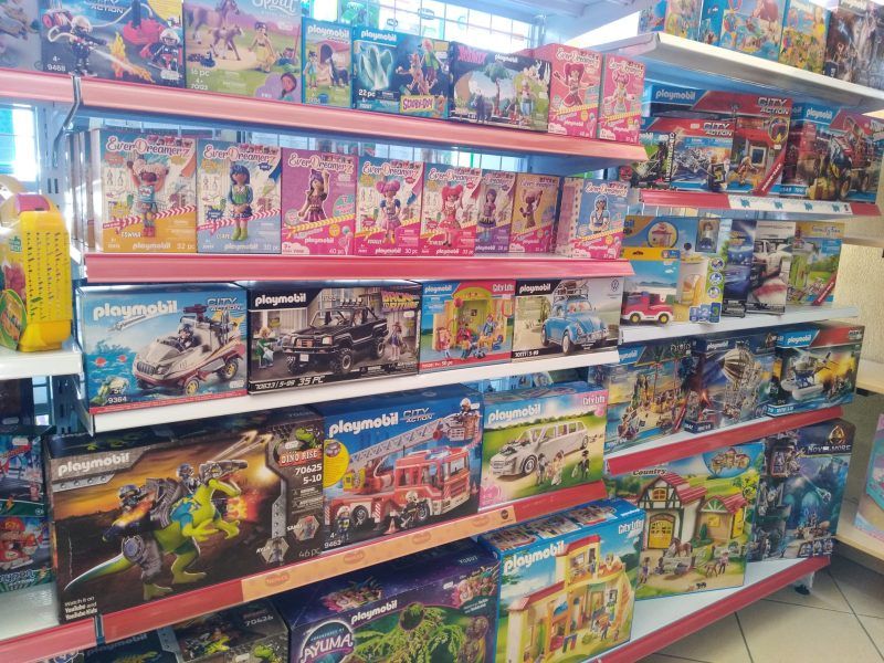 SE TRASPASA NEGOCIO DE JUGUETERÍA PAPELERÍA