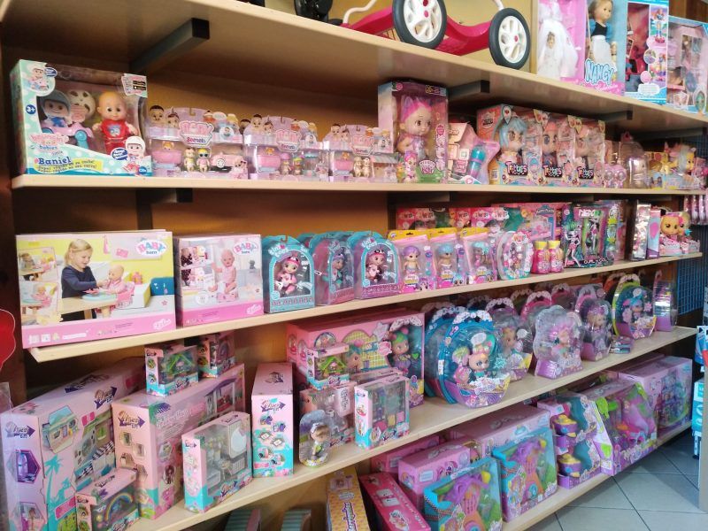 SE TRASPASA NEGOCIO DE JUGUETERÍA PAPELERÍA