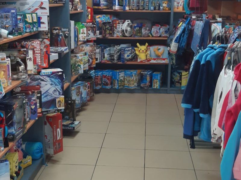 SE TRASPASA NEGOCIO DE JUGUETERÍA, PAPELERÍA