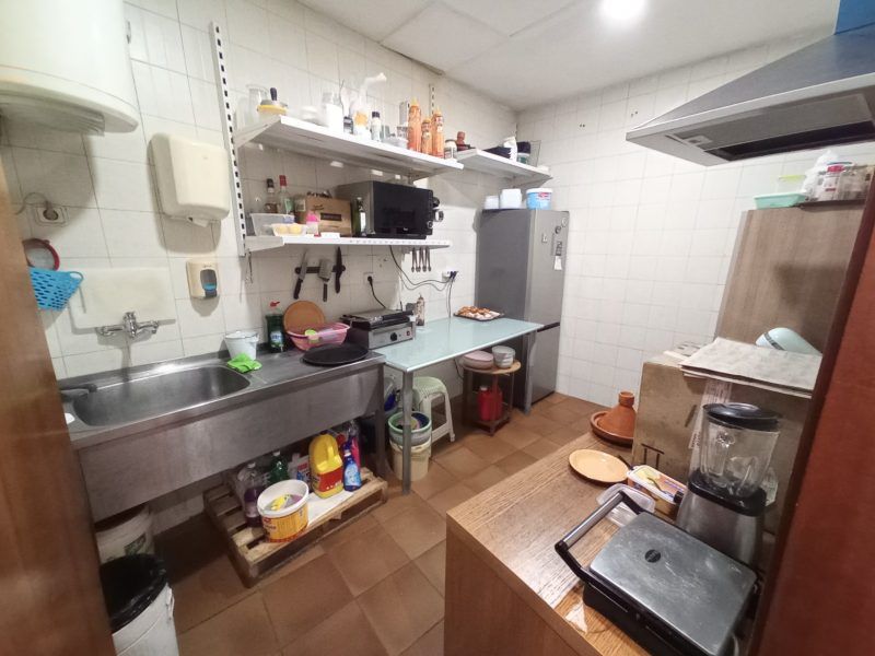 SE TRASPASA Cafetería/snack en excelente zona de Paterna