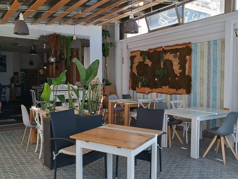 Traspaso restaurante Frente a la playa en Peñíscola: Oportunidad Única