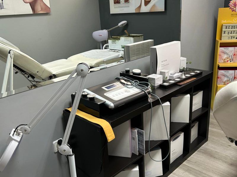 Salón de belleza y Peluquería Cáceres