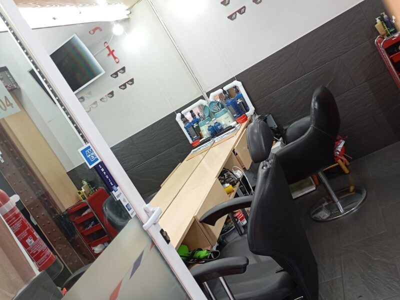 Traspaso Peluquería Barbería