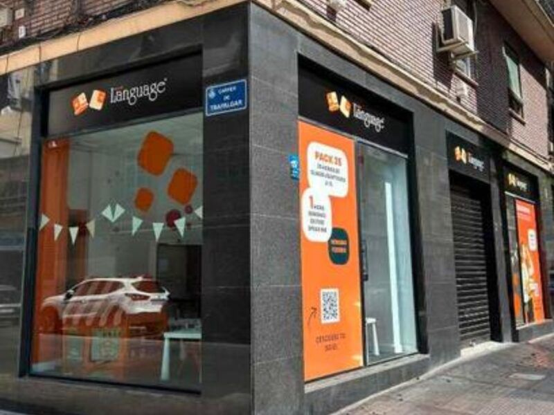 Se vende academia de inglés rentable