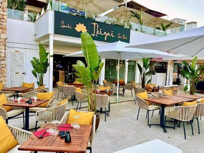 Restaurante y cocktail bar en primera linea Marina de Cala D'Or se traspasa