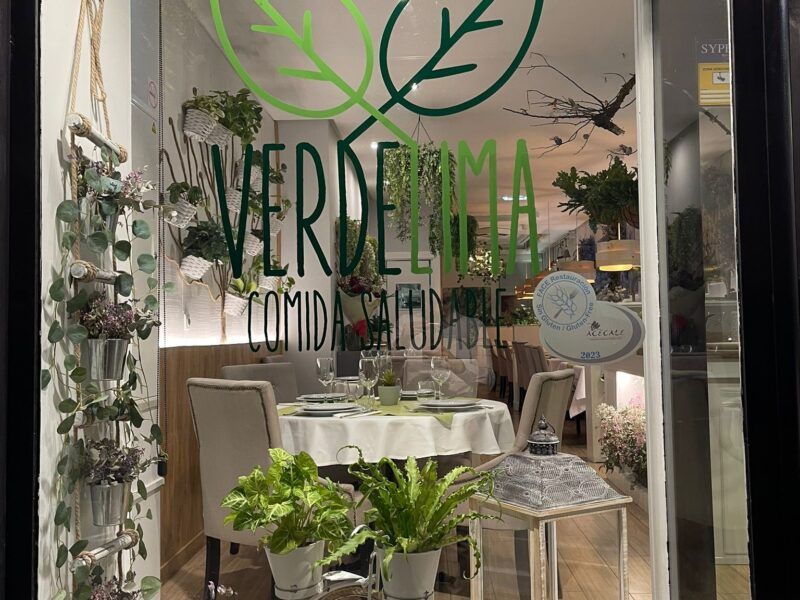Se traspasa restaurante por traslado