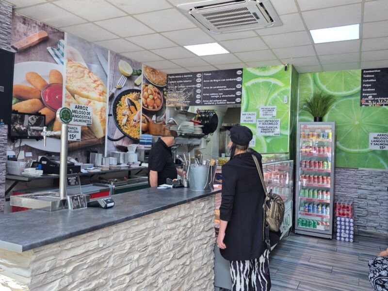 Tranpaso Restaurante pleno funcionamiento