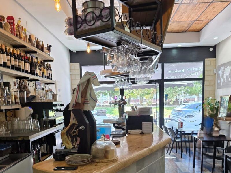 Tranpaso Restaurante pleno funcionamiento