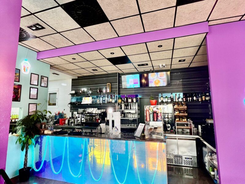 Oportunidad Única de Traspaso de Bar-Cafetería en Jerez