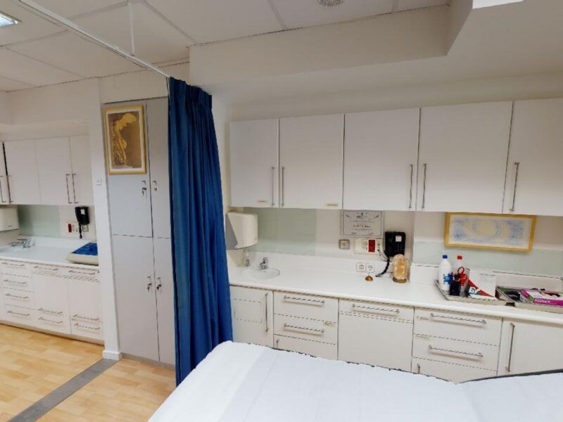 Magnífica Clínica de 125m2 - Planta baja en excelente ubicación frente Hospital General de Catalunya