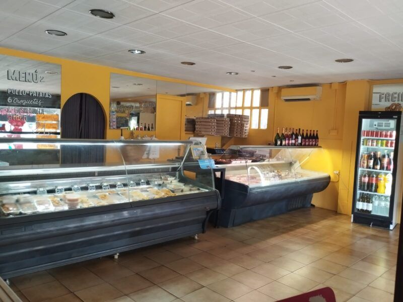 Traspaso rostiseria en Parets del Vallés en pleno funcionamiento