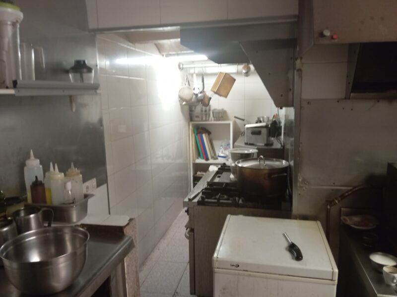 Restaurante con licencia c3 en venta