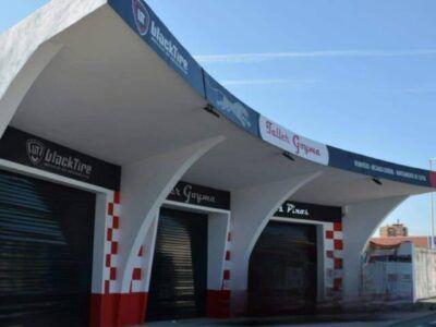 Se vende taller mecánico funcionando en Algeciras