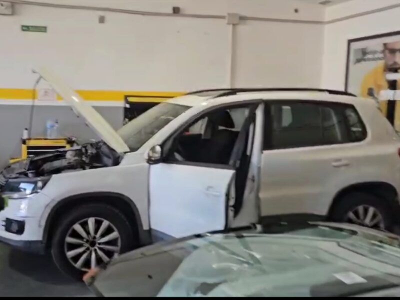 Se vende taller mecánico funcionando en Algeciras