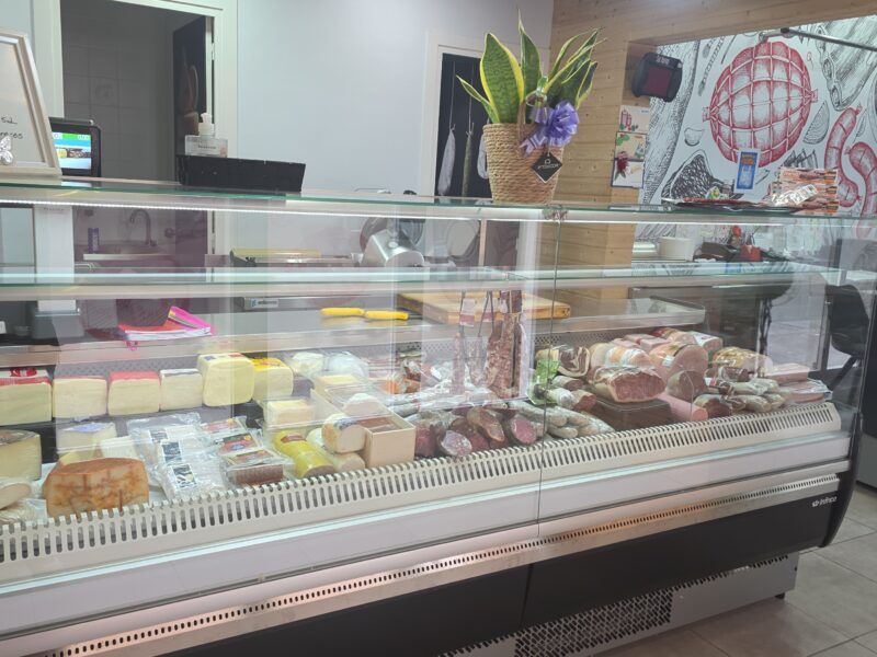 Traspaso carniceria charcuteria rentable