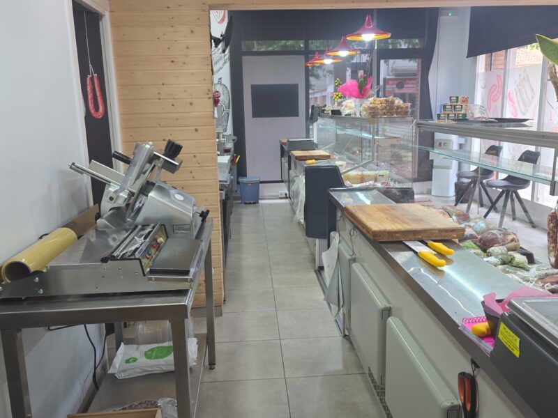Traspaso carniceria charcuteria rentable