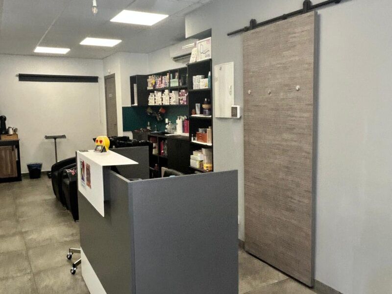 Salón de Peluquería/ Hair Studio